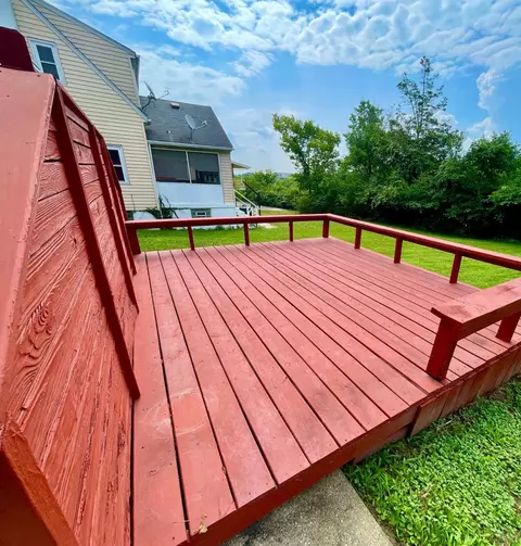 Exterior - 2887 W Tower Ave, Cincinnati, OH 45238 photo 6 of 11