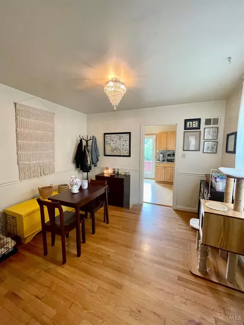 Dining - 2887 W Tower Ave, Cincinnati, OH 45238 photo 1 of 3