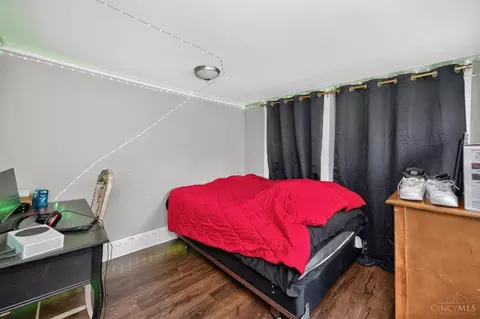 Bedroom - 5627 Bramble Ave, Cincinnati, OH 45227 photo 9 of 9