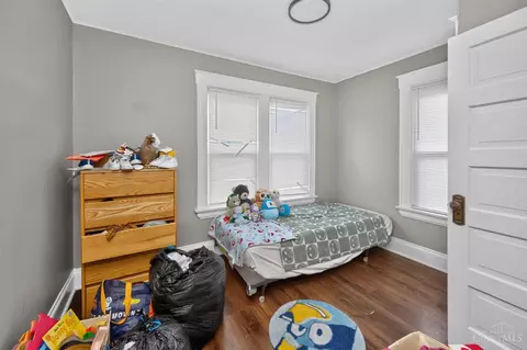 Bedroom - 5627 Bramble Ave, Cincinnati, OH 45227 photo 3 of 9