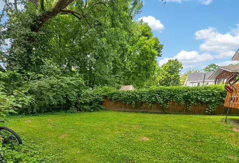 Exterior - 5627 Bramble Ave, Cincinnati, OH 45227 photo 6 of 6