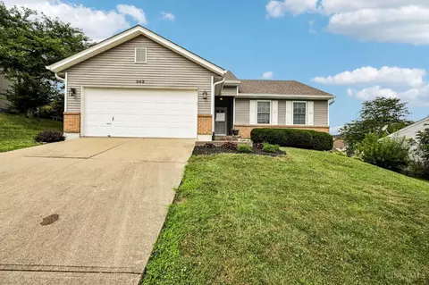 349 Timber Hill Dr, Hamilton, OH 45013