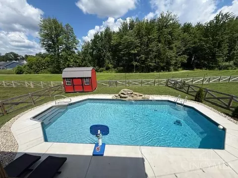 Exterior - 1214 Millstream Dr, Amelia, OH 45102 photo 8 of 15