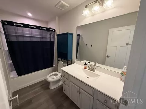 Bath - 1214 Millstream Dr, Amelia, OH 45102 photo 7 of 7