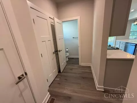 Entry Way - 1214 Millstream Dr, Amelia, OH 45102 photo 5 of 5