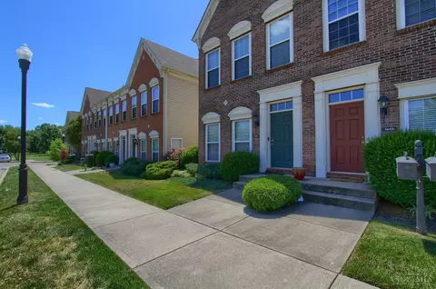 1443 Laurel Park Dr, Cincinnati, OH 45214