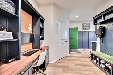 Entry Way - 962 Larkspur Dr, Morrow, OH 45152 photo 2 of 5