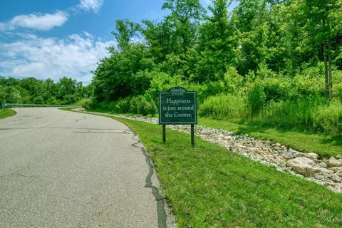 View/Area - 962 Larkspur Dr, Morrow, OH 45152 photo 3 of 13