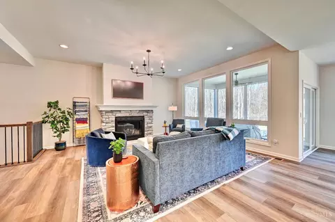 Living - 962 Larkspur Dr, Morrow, OH 45152 photo 1 of 4