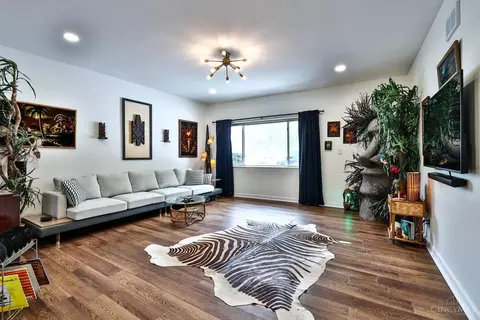 Living - 4572 Vermona Dr, Cincinnati, OH 45245 photo 4 of 8