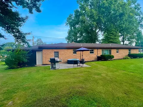 Exterior - 4572 Vermona Dr, Cincinnati, OH 45245 photo 5 of 8