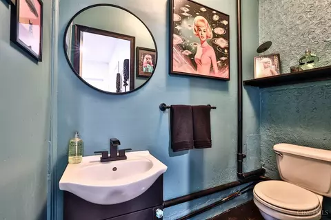Bath - 4572 Vermona Dr, Cincinnati, OH 45245 photo 1 of 2