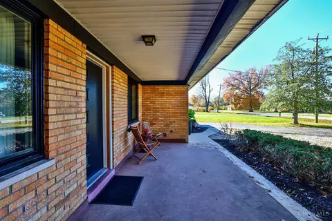 Exterior - 4572 Vermona Dr, Cincinnati, OH 45245 photo 3 of 8