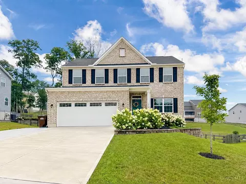 1372 Autumn Ridge Dr, Lebanon, OH 45036