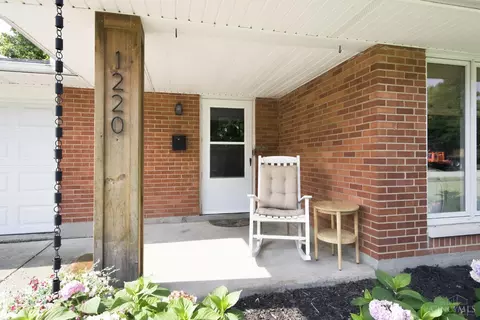 Exterior - 1220 Rose Bower Ave, Kettering, OH 45429 photo 2 of 4