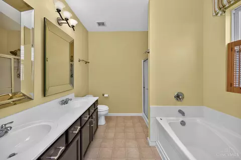 Bath - 4244 Gensen Loop, Cincinnati, OH 45245 photo 4 of 4