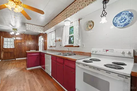 207 Plum St, Georgetown, OH 45121 photo 7