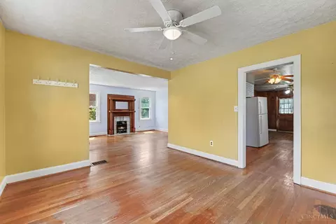 207 Plum St, Georgetown, OH 45121 photo 9