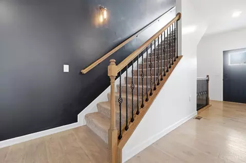 Entry Way - 5389 Valley View Dr, Morrow, OH 45152 photo 6 of 10