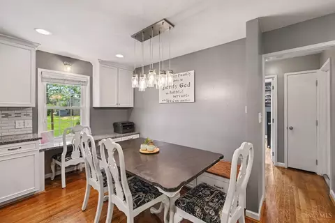 Dining - 4656 Old Beechwood Rd, Cincinnati, OH 45244 photo 1 of 1