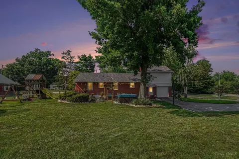 Exterior - 4656 Old Beechwood Rd, Cincinnati, OH 45244 photo 1 of 11