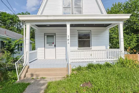 Exterior - 741 Mcpherson Ave, Cincinnati, OH 45205 photo 2 of 6