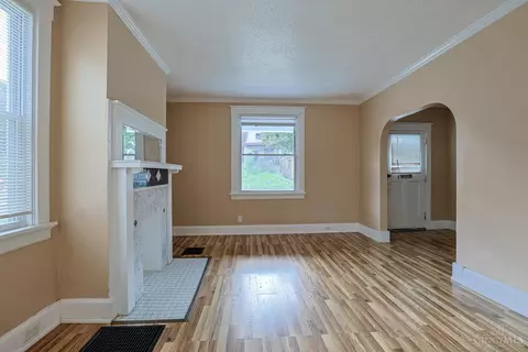 Living - 741 Mcpherson Ave, Cincinnati, OH 45205 photo 1 of 6