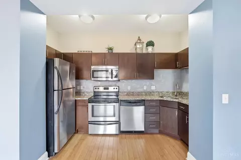 1326 Vine St, Cincinnati, OH 45202 photo 24