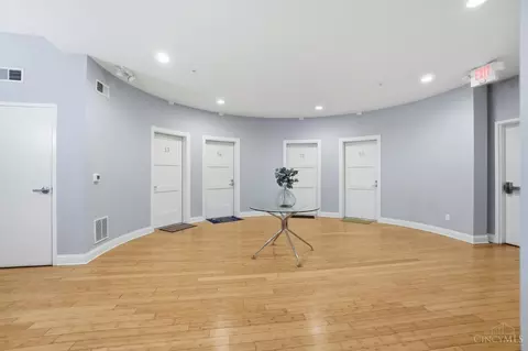 1326 Vine St, Cincinnati, OH 45202 photo 11