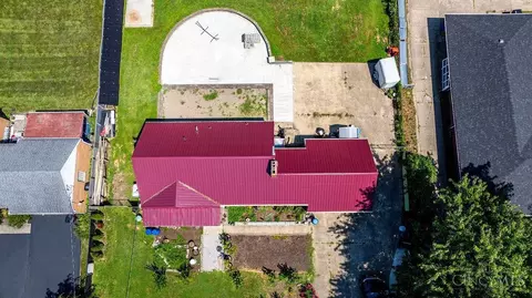 View/Area - 8294 Daly Rd, Cincinnati, OH 45231 photo 3 of 4