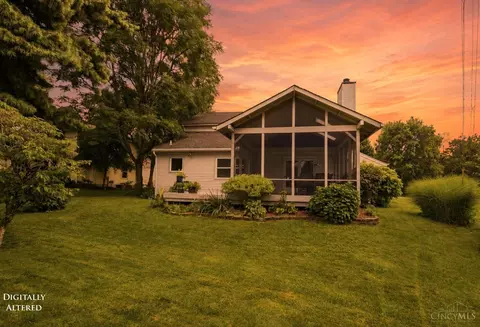 Exterior - 9233 Meadow Dr, Maineville, OH 45039 photo 3 of 9