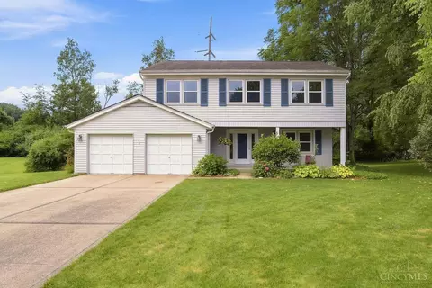 Exterior - 9233 Meadow Dr, Maineville, OH 45039 photo 2 of 9