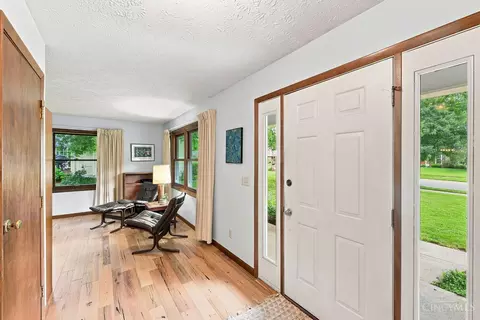 Entry Way - 9233 Meadow Dr, Maineville, OH 45039 photo 1 of 1