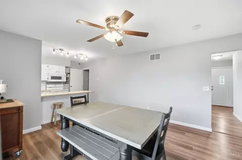 Dining - 834 Holyoke Dr, Forest Park, OH 45240 photo 2 of 3