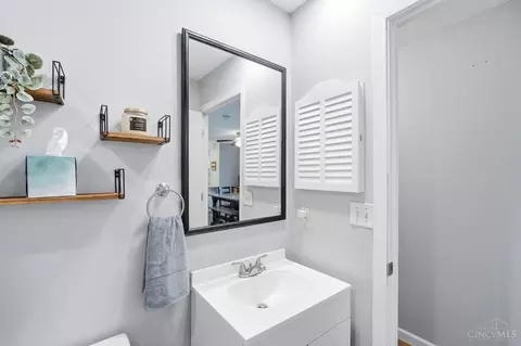 Bath - 834 Holyoke Dr, Forest Park, OH 45240 photo 5 of 6