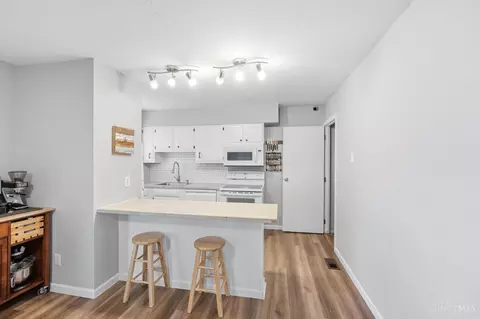 Kitchen - 834 Holyoke Dr, Forest Park, OH 45240 photo 1 of 5