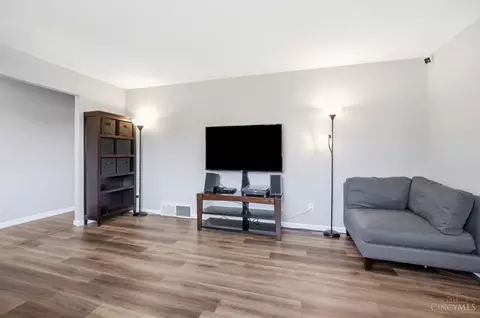 Living - 834 Holyoke Dr, Forest Park, OH 45240 photo 3 of 4