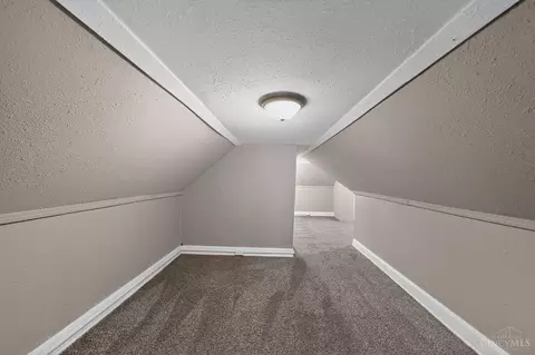 Entry Way - 7412 Elizabeth St, Mount Healthy, OH 45231 photo 3 of 5