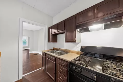 Kitchen - 7412 Elizabeth St, Mount Healthy, OH 45231 photo 3 of 4