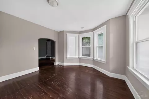 Living - 7412 Elizabeth St, Mount Healthy, OH 45231 photo 2 of 3
