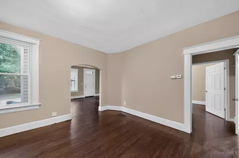 Living - 7412 Elizabeth St, Mount Healthy, OH 45231 photo 3 of 3