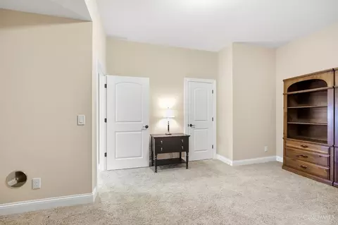 Bedroom - 5184 Emerald View Dr, Hamilton Township, OH 45039 photo 15 of 15