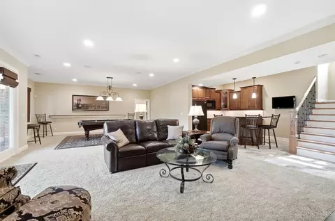 Living - 5184 Emerald View Dr, Hamilton Township, OH 45039 photo 10 of 10