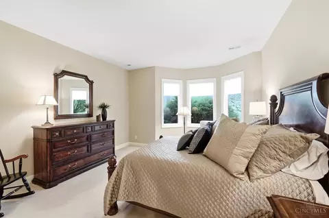 Bedroom - 5184 Emerald View Dr, Hamilton Township, OH 45039 photo 8 of 15