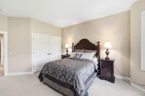Bedroom - 5184 Emerald View Dr, Hamilton Township, OH 45039 photo 11 of 15
