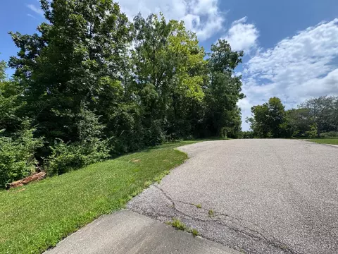 3987 Ebenezer Rd, Green Twp, OH 45248 photo 4