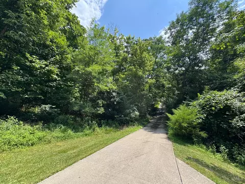 3987 Ebenezer Rd, Green Twp, OH 45248 photo 3