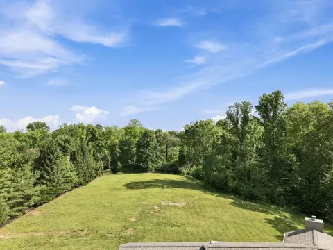 Exterior - 488 Green Rd, Cincinnati, OH 45255 photo 8 of 9