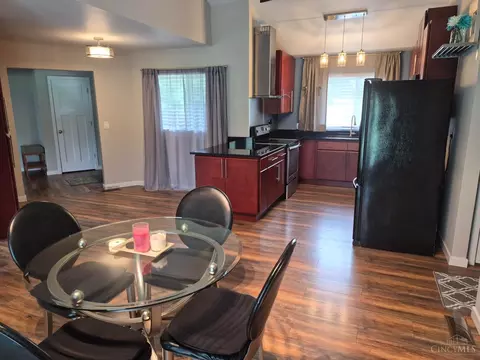 Dining - 488 Green Rd, Cincinnati, OH 45255 photo 1 of 1