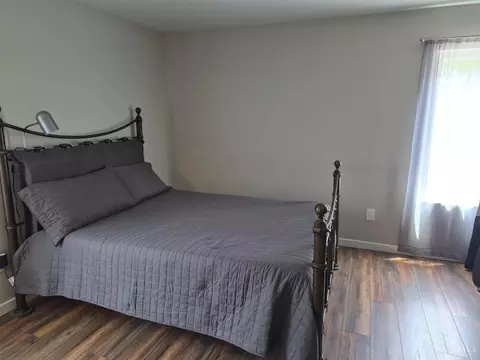 Bedroom - 488 Green Rd, Cincinnati, OH 45255 photo 4 of 4